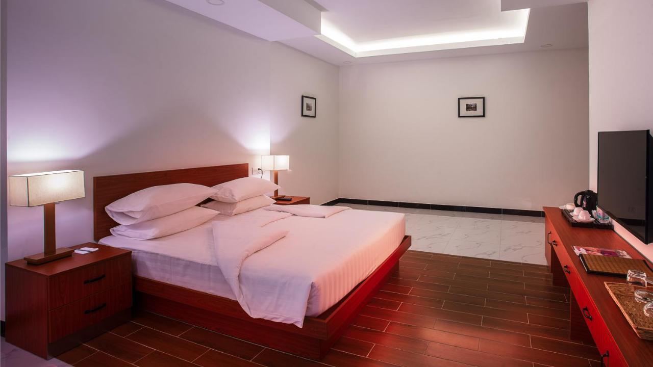 Angkor Sivutha Suites By Alfa Σιέμ Ρέαπ Εξωτερικό φωτογραφία